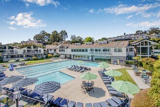 Building Photo - Harbor Point