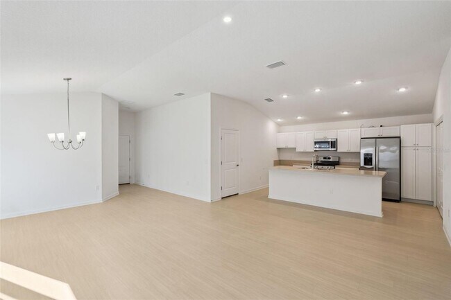 Foto del edificio - Available now in The Villages!