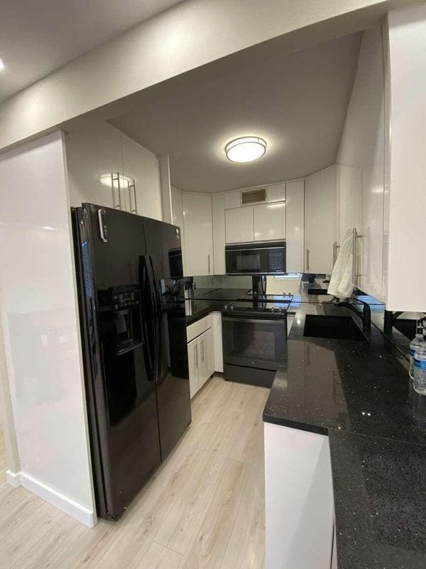 Foto del edificio - 4048 Exeter C