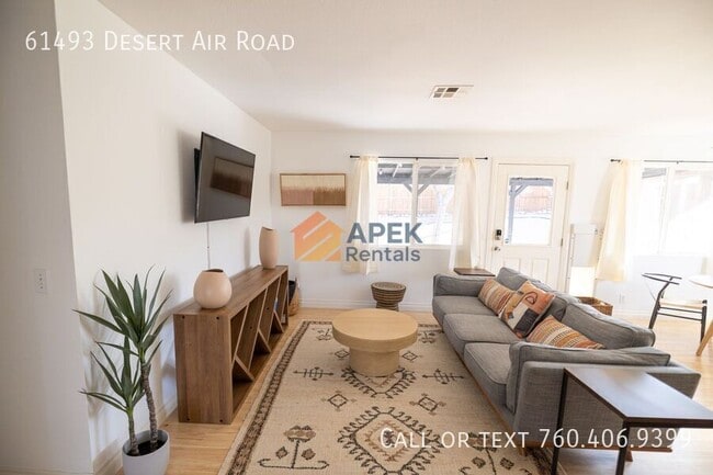 Building Photo - 61493 Desert Air Rd