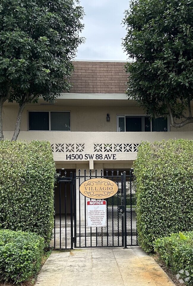 Laurel Hill Park Gated Apartments for Rent Palmetto Bay, FL 1