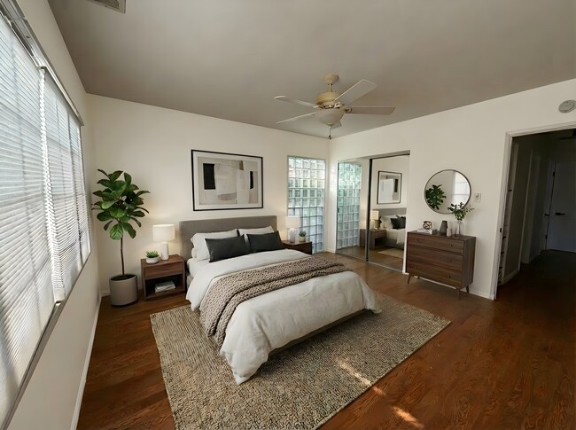 Foto del edificio - Charming 3Bed 2.5Bath Valley Village