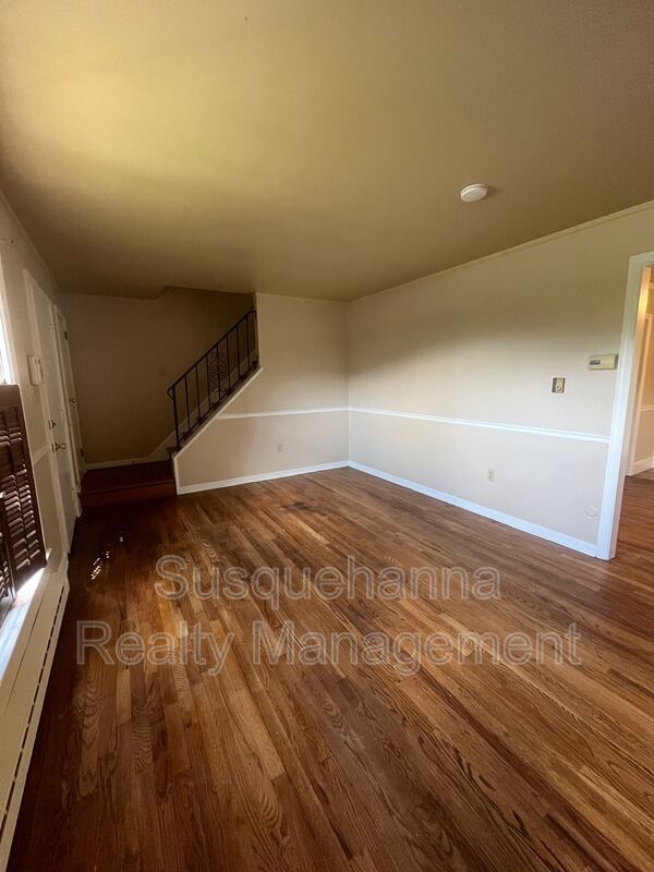 Building Photo - 529 Stone Hill Rd