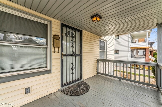 Building Photo - 14117 Sylvia Ave