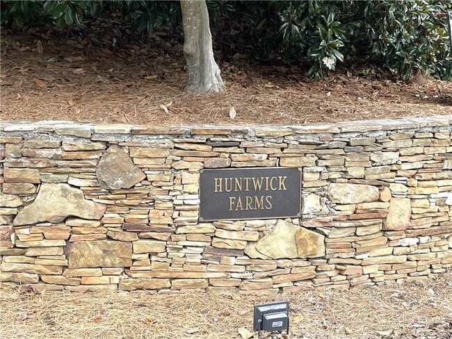 Foto del edificio - 655 Huntwick Pl