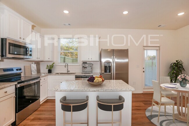 Foto del edificio - 4017 Springhead Wy