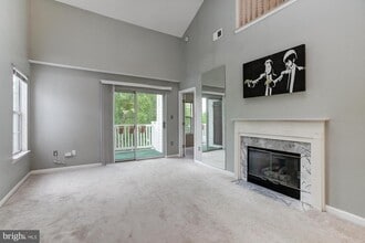 Building Photo - 12912 Churchill Ridge Cir