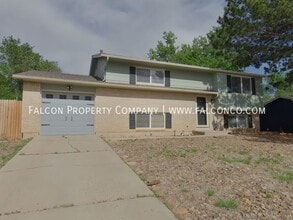 Building Photo - 1339 Hathaway Dr