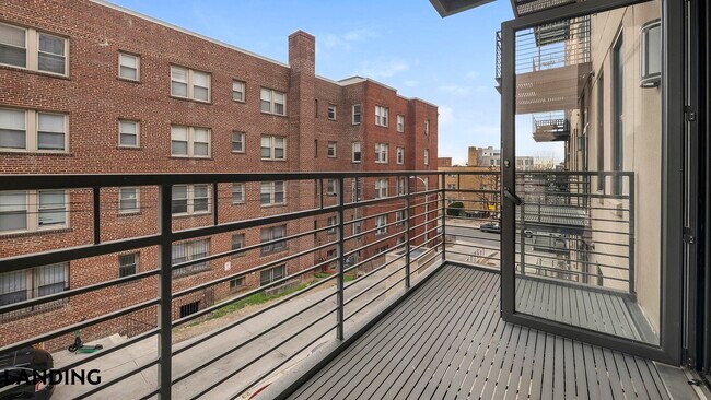 Foto del edificio - 3801 Georgia Ave NW