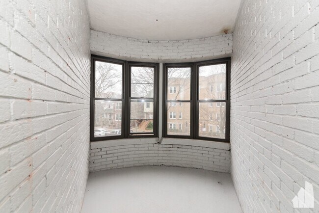 Foto del edificio - 1267 W Ardmore Ave