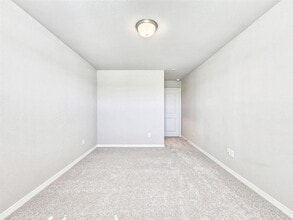 Building Photo - 8002 Scanlan Trce