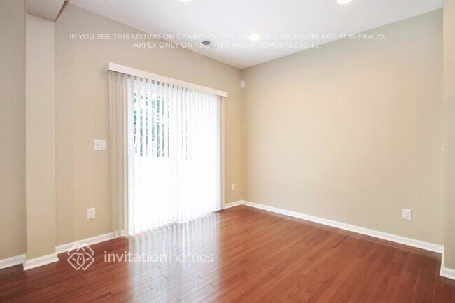 Foto del edificio - 1923 Madeira Cir