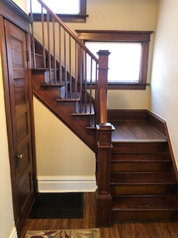 Foto del edificio - 1236 Benton St