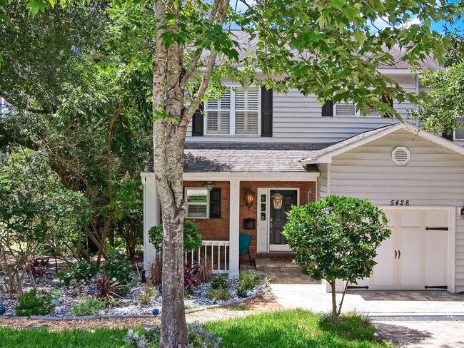 Foto del edificio - 5428 Stanford Rd