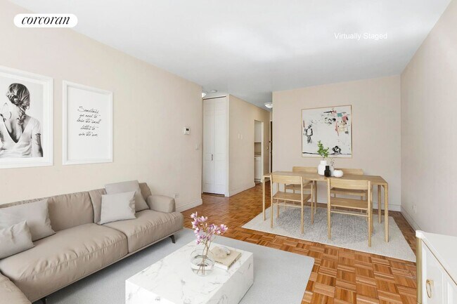 Foto del edificio - 30 W 63rd St.