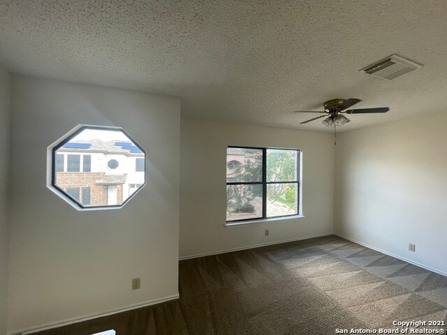 Building Photo - 8846 Breezefield