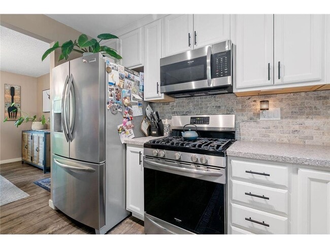 Building Photo - 1620 Winnetka Ave N