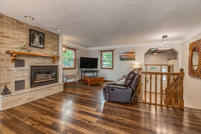Upstairs Living Area - 19215 Larkspur Ave N