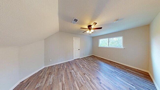 Building Photo - 3063 Cortez Dr