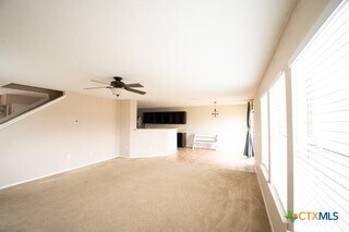 Foto del edificio - 5757 Columbia Dr