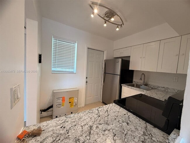 Foto del edificio - 20200 NE 27th Ct
