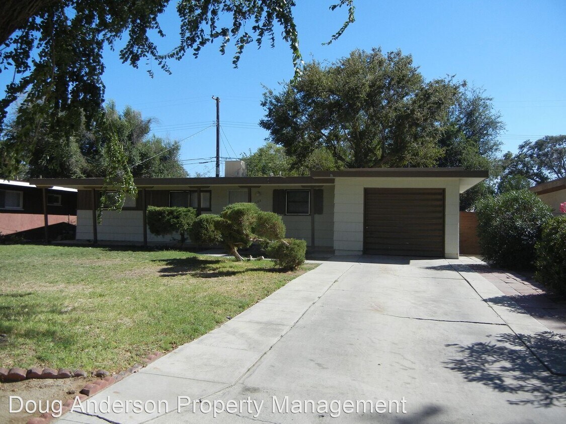 Primary Photo - 4 br, 2 bath House - ***1132 WEST AVENUE J-12