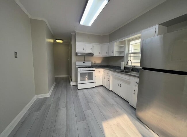 Building Photo - 87 Avenue C