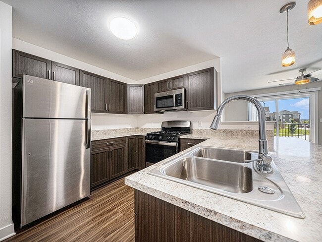 Foto del edificio - Copper Creek Apartment Homes