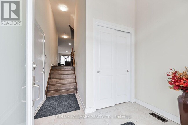 Building Photo - 41 Anchusa Dr