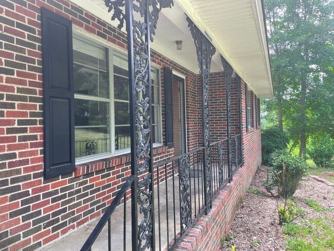 Building Photo - 3785 Pop Stone Cir