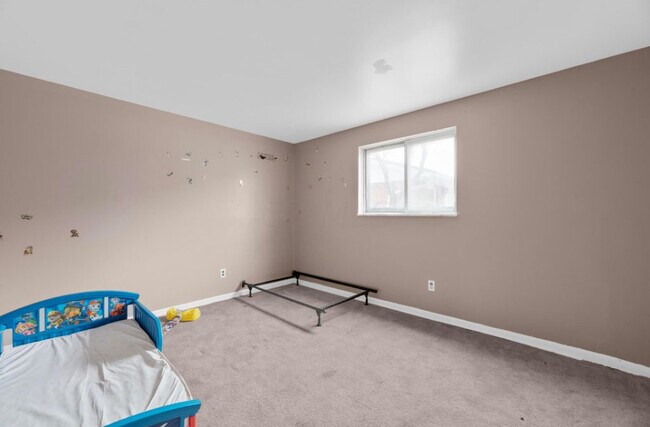 Foto del edificio - 4688 Hilton Ave