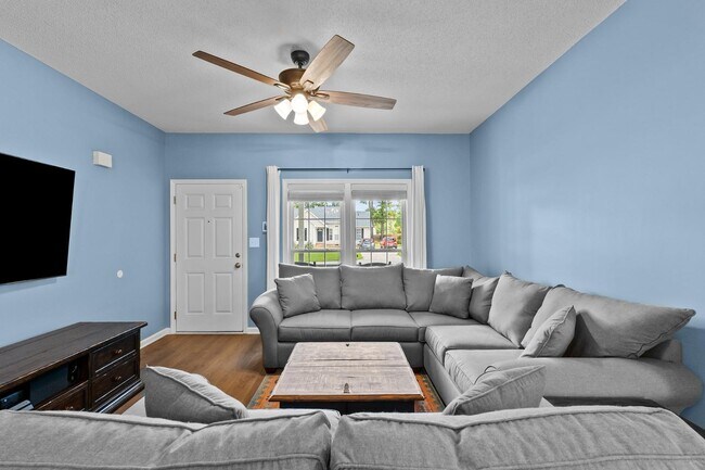 Building Photo - 4028 Mackinac Island Ln