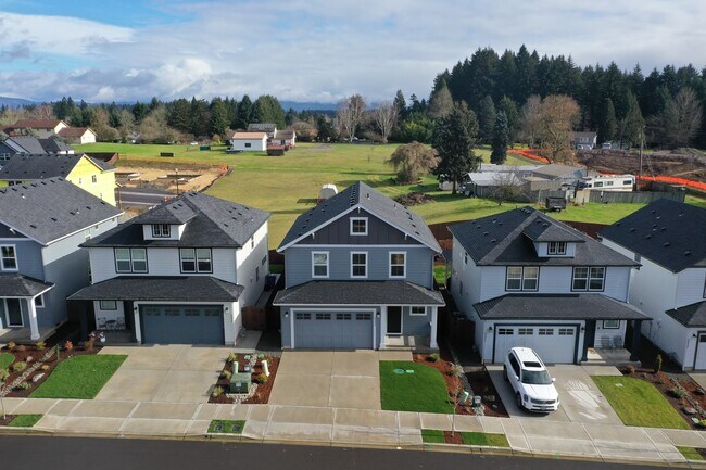 Foto del edificio - 12915 NE 63rd Ave
