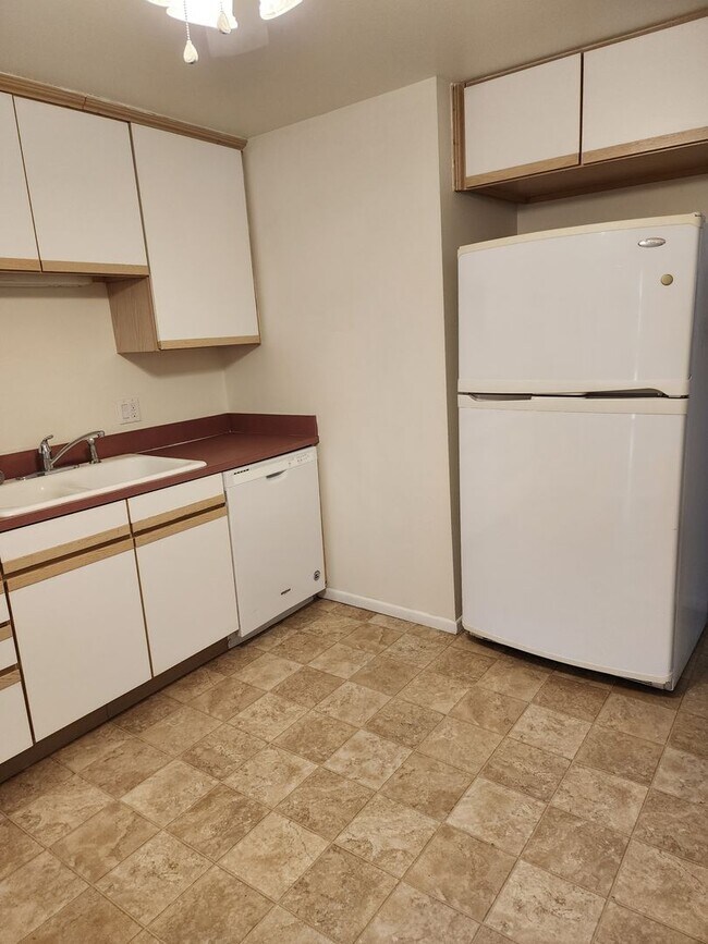 Building Photo - 2 Bedroom Home in Longmont