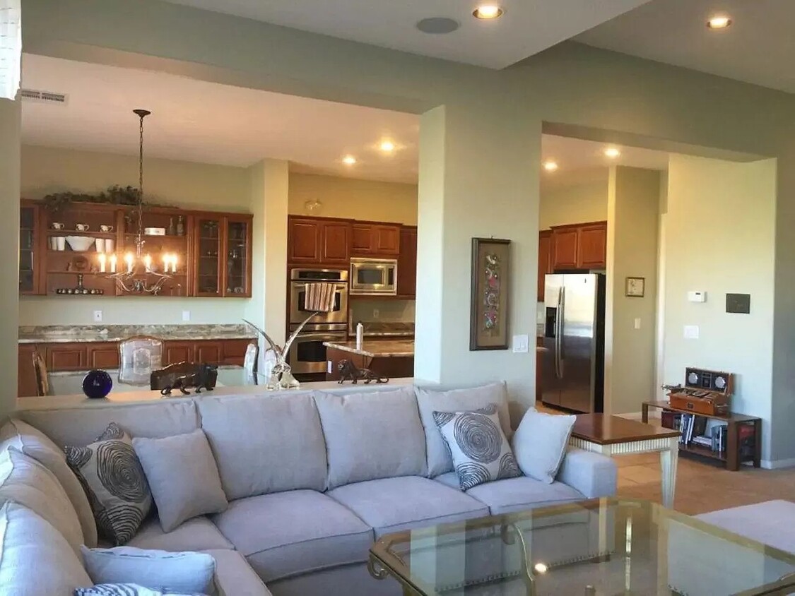 Foto principal - 3348 Dove Run Creek Dr