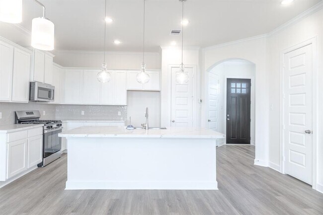 Building Photo - 3317 Young Clover Wy