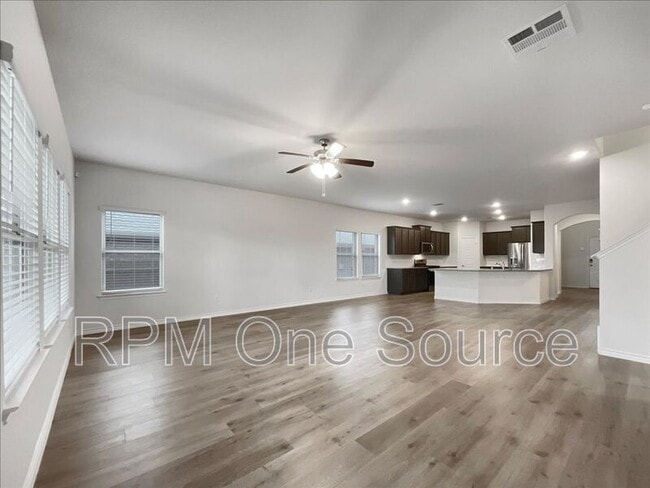 Foto del edificio - 4009 Savoy Wy