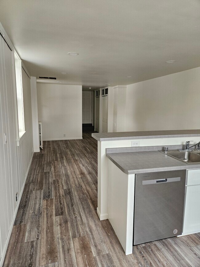 Fotografía del edificio - S83W20729 Janesville Rd