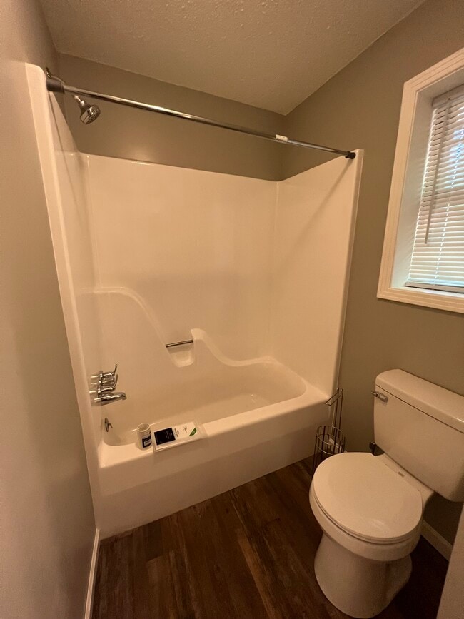 Building Photo - 3984 Liberty Rd