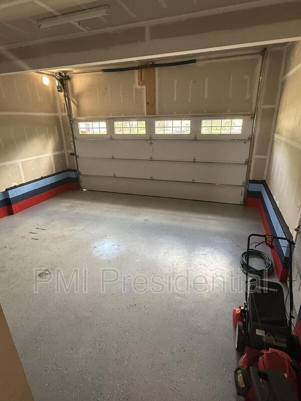 Foto del edificio - 5612 Moss Side Ave