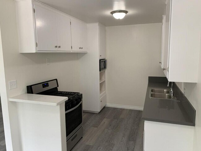 Building Photo - 10535 First Ave. Whittier, Ca. 90603