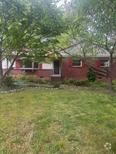 Building Photo - 15 Forestdale Dr