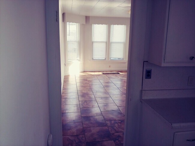 Foto del edificio - 91 Crocker Blvd