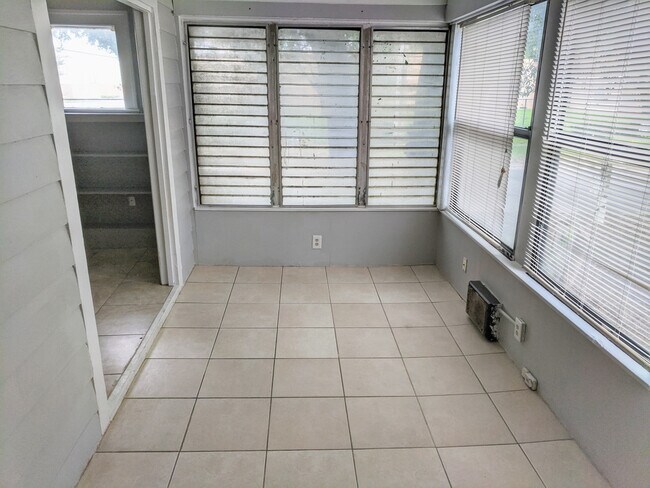 Foto del edificio - 98 W Esther