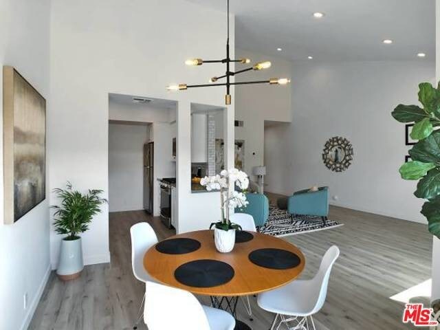 Foto del edificio - 2396 Glendale Blvd