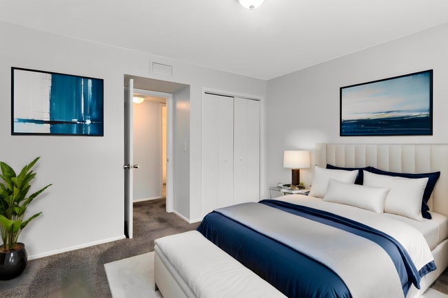 Foto del edificio - 226 N Clyde Ave