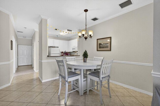 Foto del edificio - 3055 Grandiflora Dr