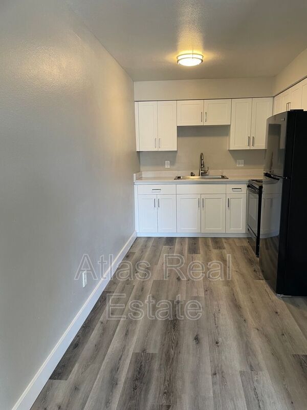 Foto del edificio - 2262 E Broadway Rd