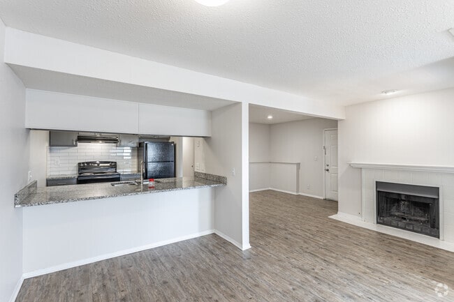 2HAB, 1BA - 1059 ft² - Lakeside Village