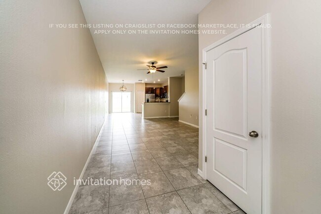 Foto del edificio - 2248 Golden Falcon Dr